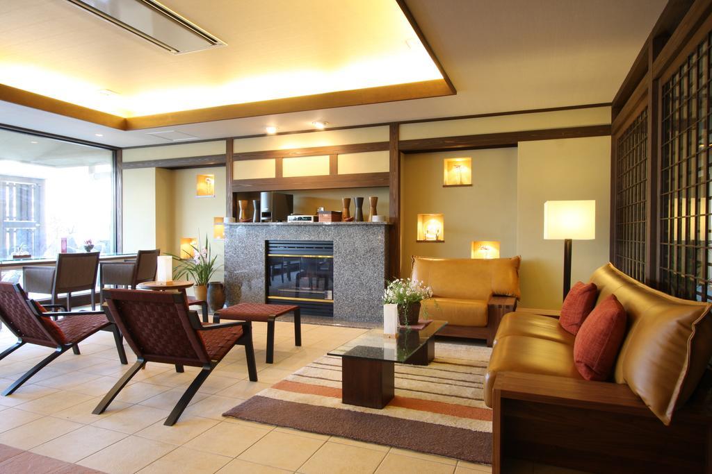 Aburaya Tousen Hotel Yamanouchi  Ngoại thất bức ảnh