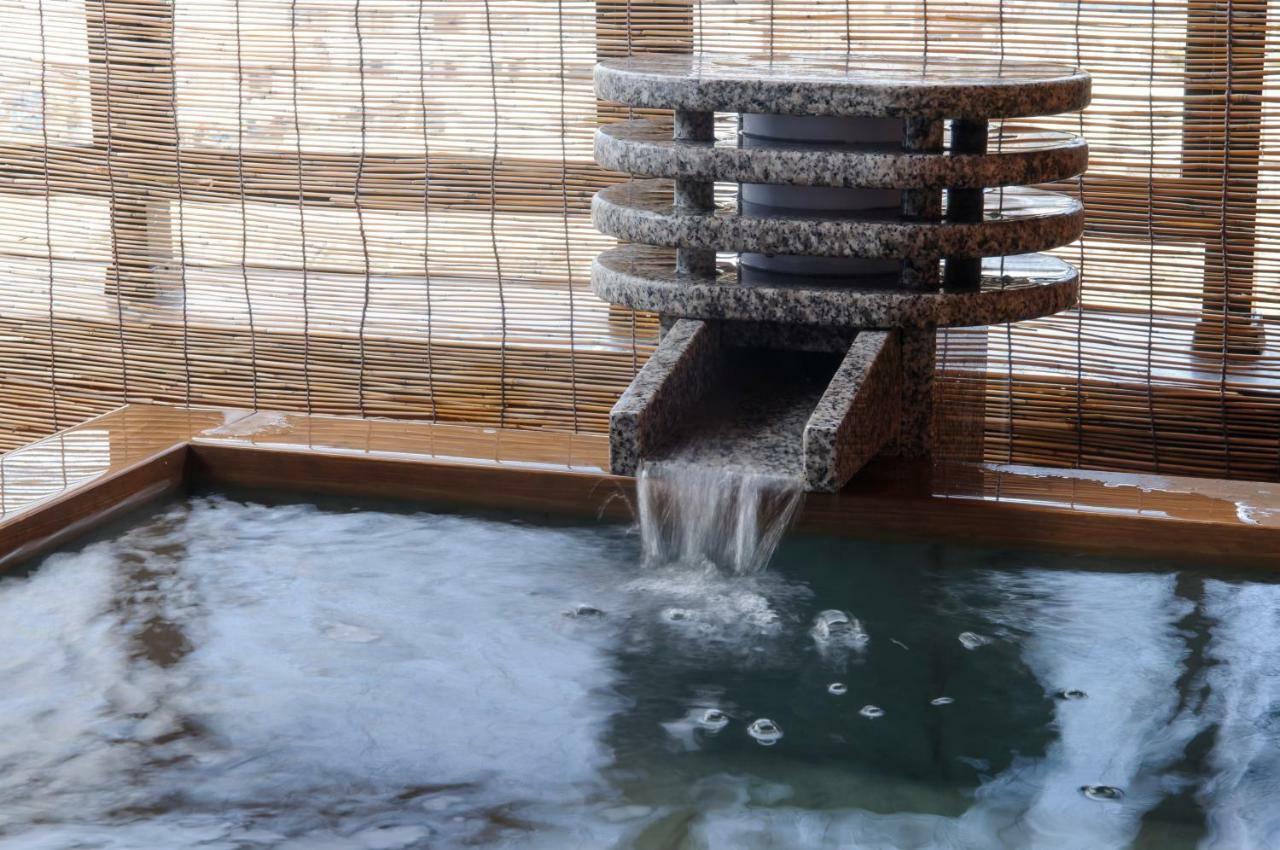 Aburaya Tousen Hotel Yamanouchi  Ngoại thất bức ảnh